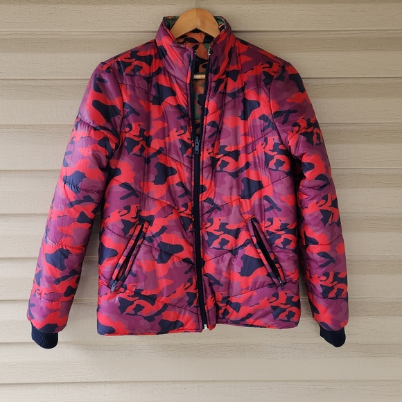 Mother two faced puffer jacket in I'm here wash - Picture 11 of 14